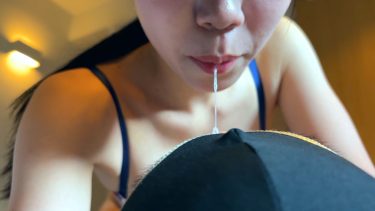 お目目ぱっちり黒髪ギャルがM男に濃厚鼻フェラ